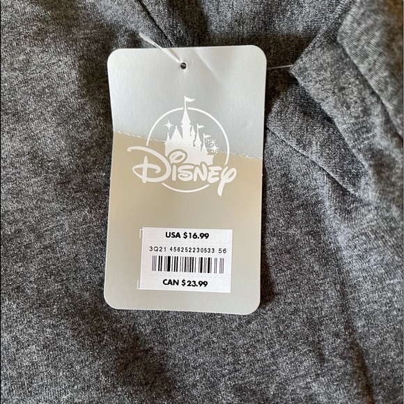 Disney xl women’s T-shirt. “The bow is life” NWT - Picture 2 of 4